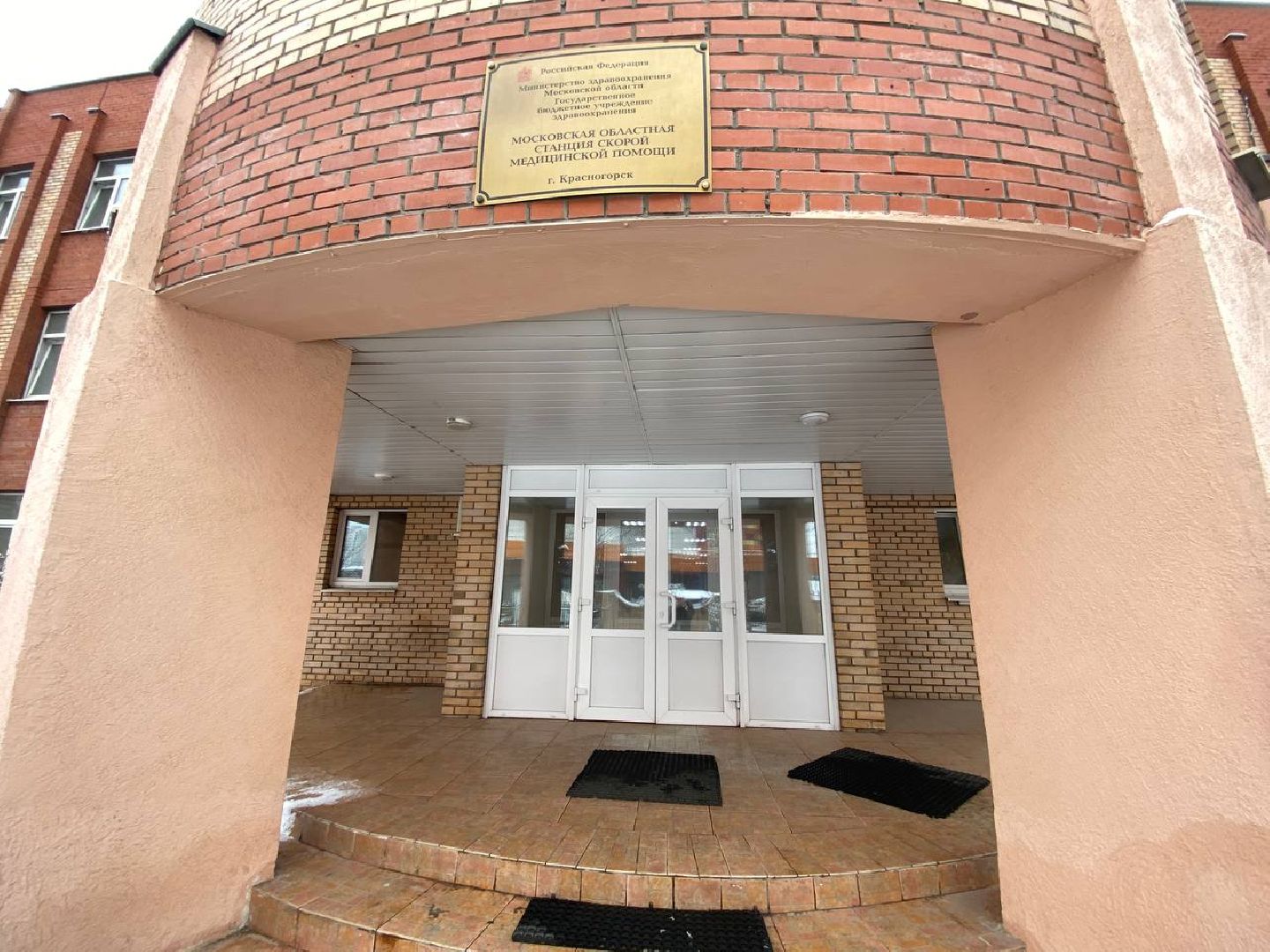 единая диспетчерская служба, операторы скорой помощи, операторы службы спасения,