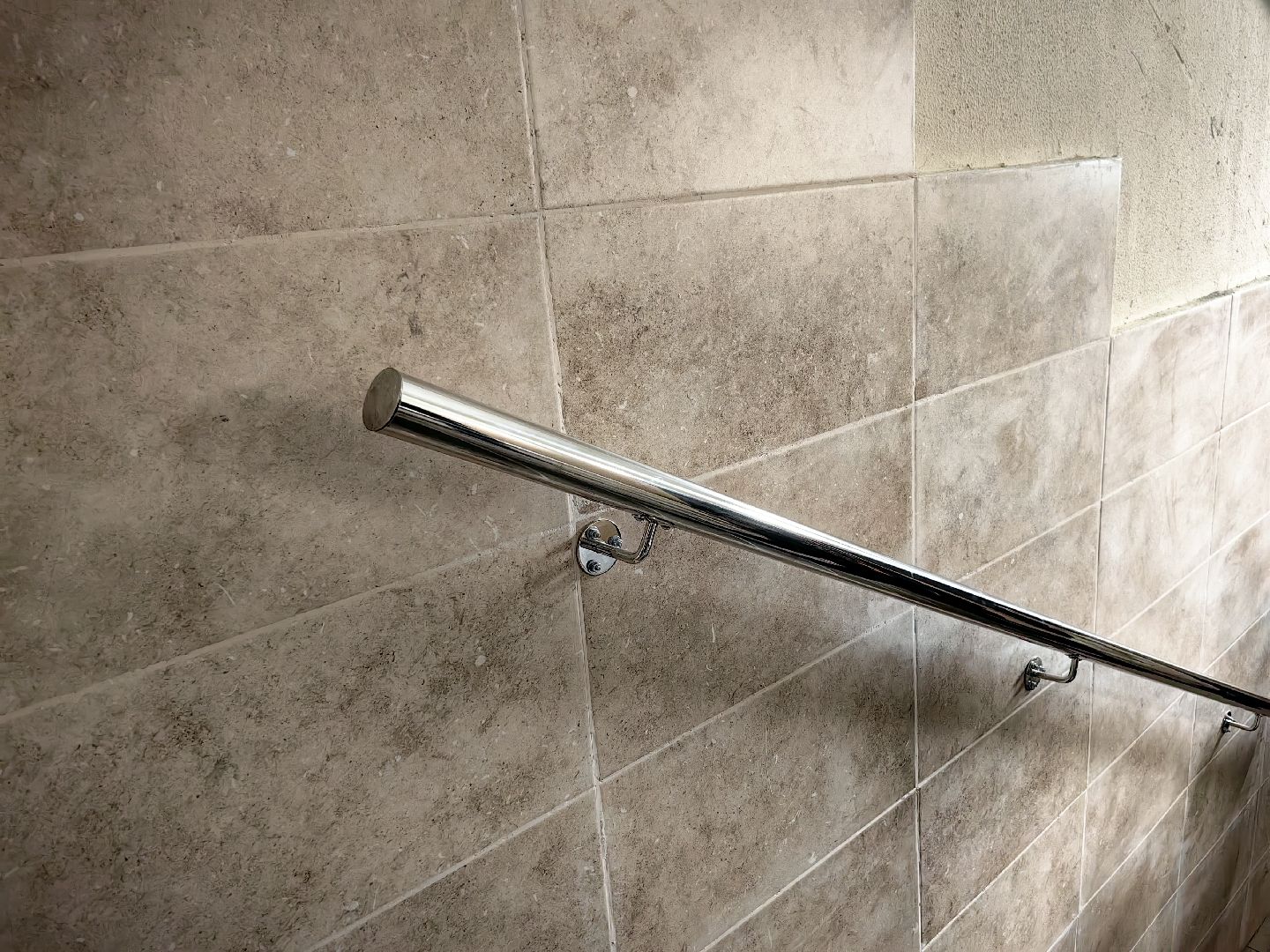 пандус, подъезд, ремонт, стены, потолки,