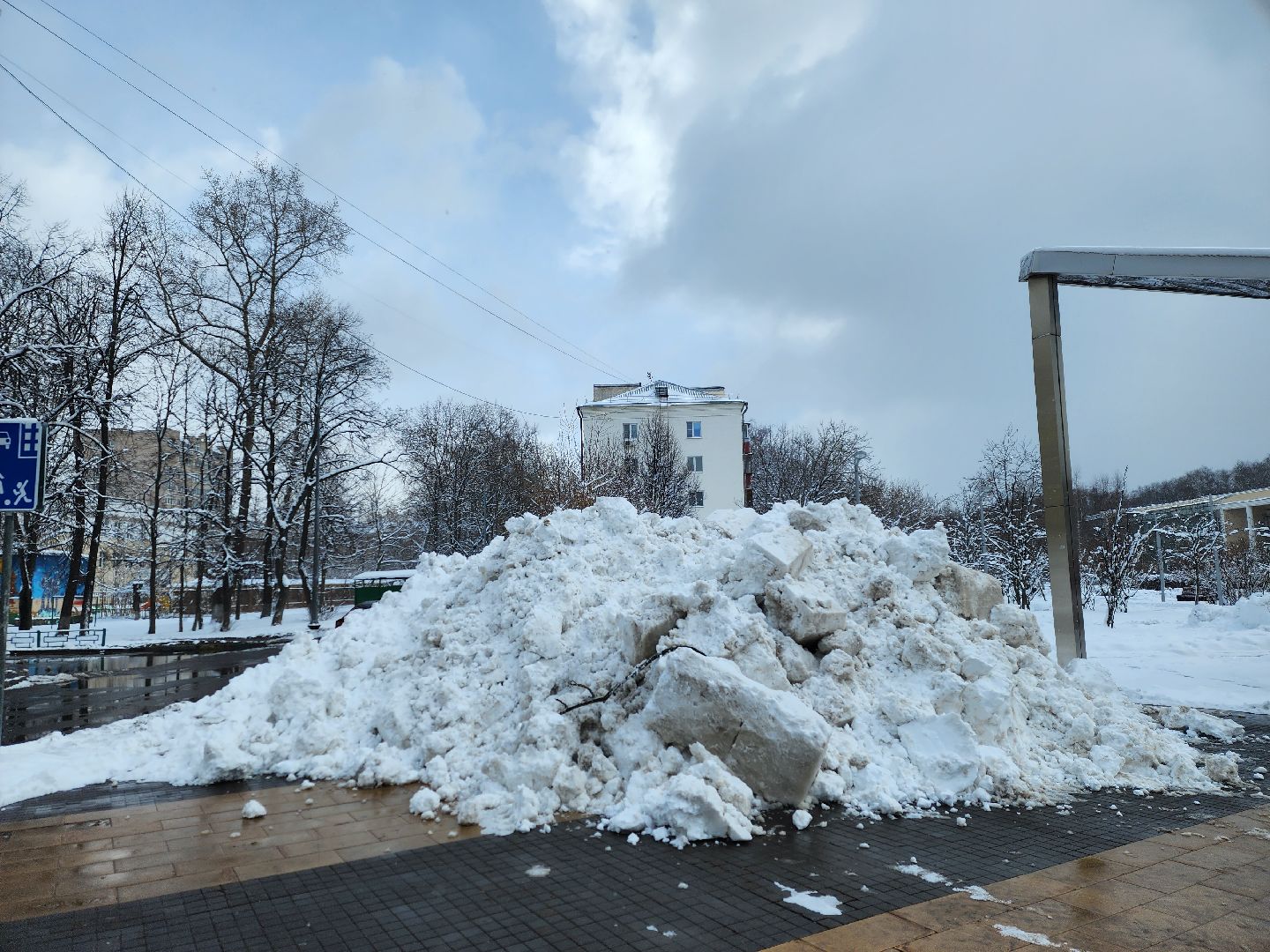 королёв, снегопад, уборка территории, цдк имени калинина,