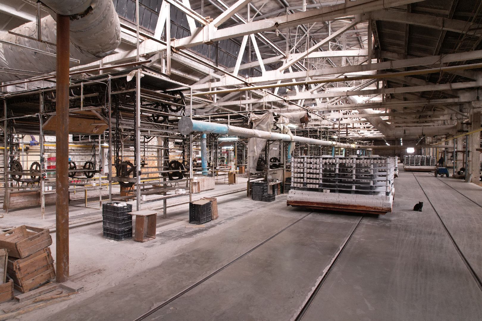 видео с коптера, фарфоровый завод в талдоме, производство фарфора,