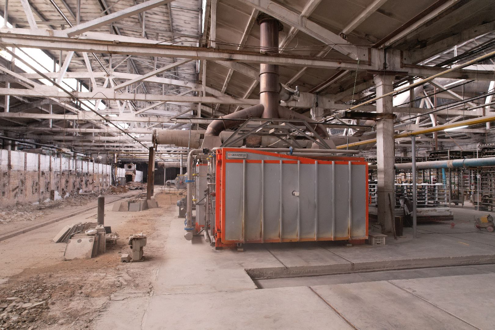 видео с коптера, фарфоровый завод в талдоме, производство фарфора,