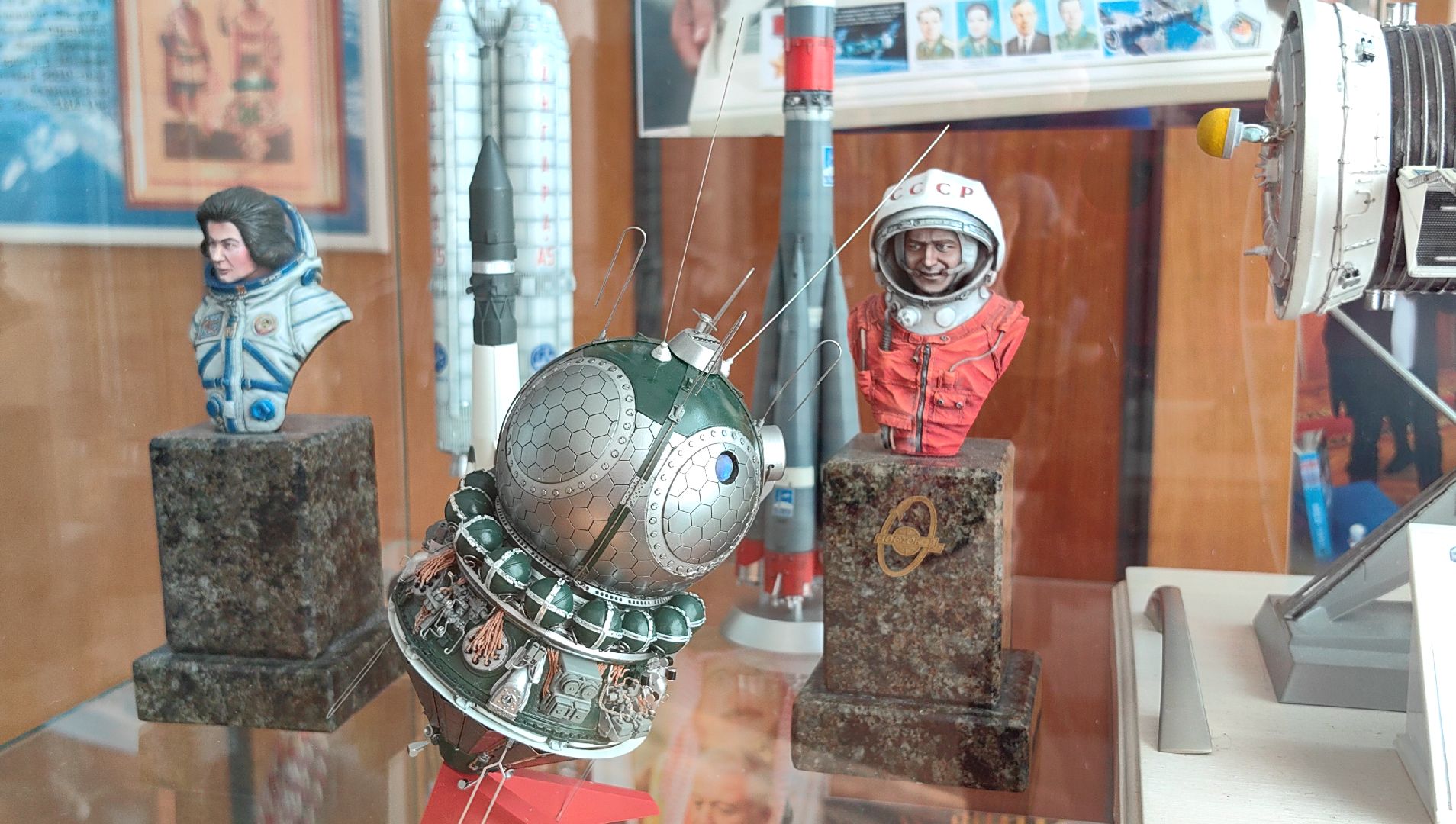 космодром, тур, экскурсия, скафандр, центр подготовки космонавтов,