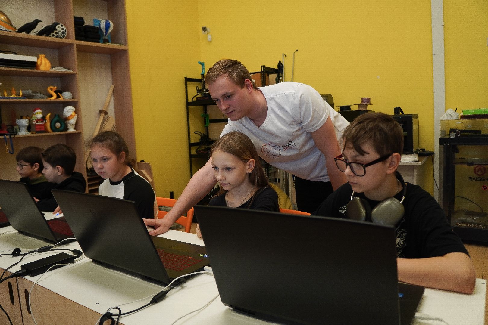 котельники, мастер-класс, семьи СВО, день космонавтики,