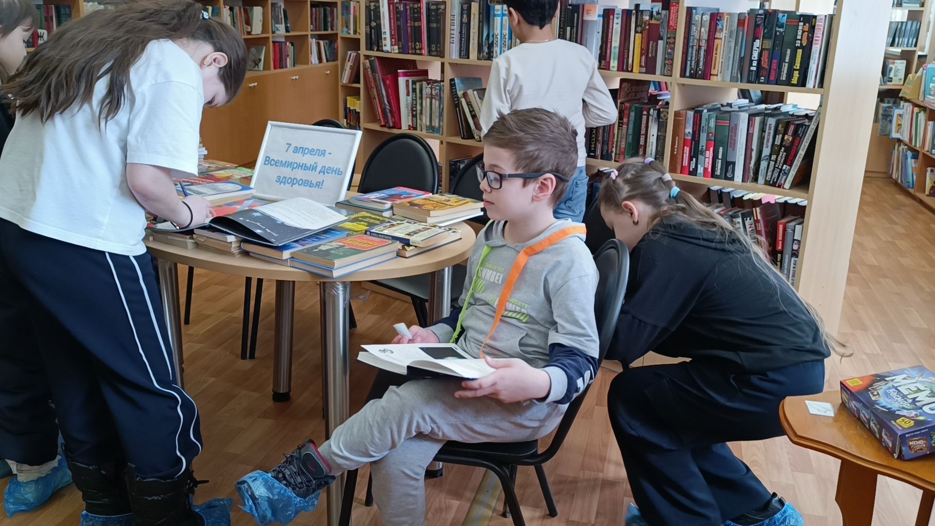 день космонавтики, библиотека, дети, лобня,