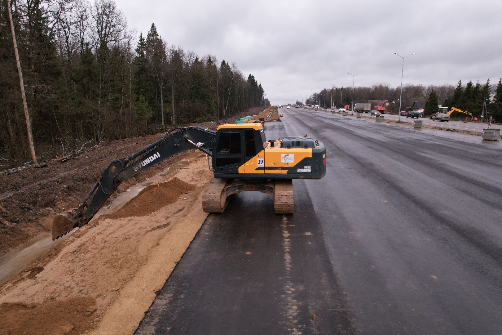 видео с коптера, расширение трассы м-1, строительные работы на м-1,
