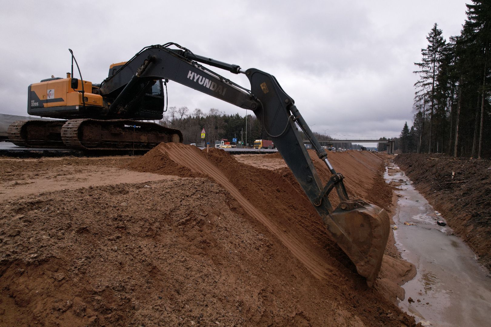 видео с коптера, расширение трассы м-1, строительные работы на м-1,