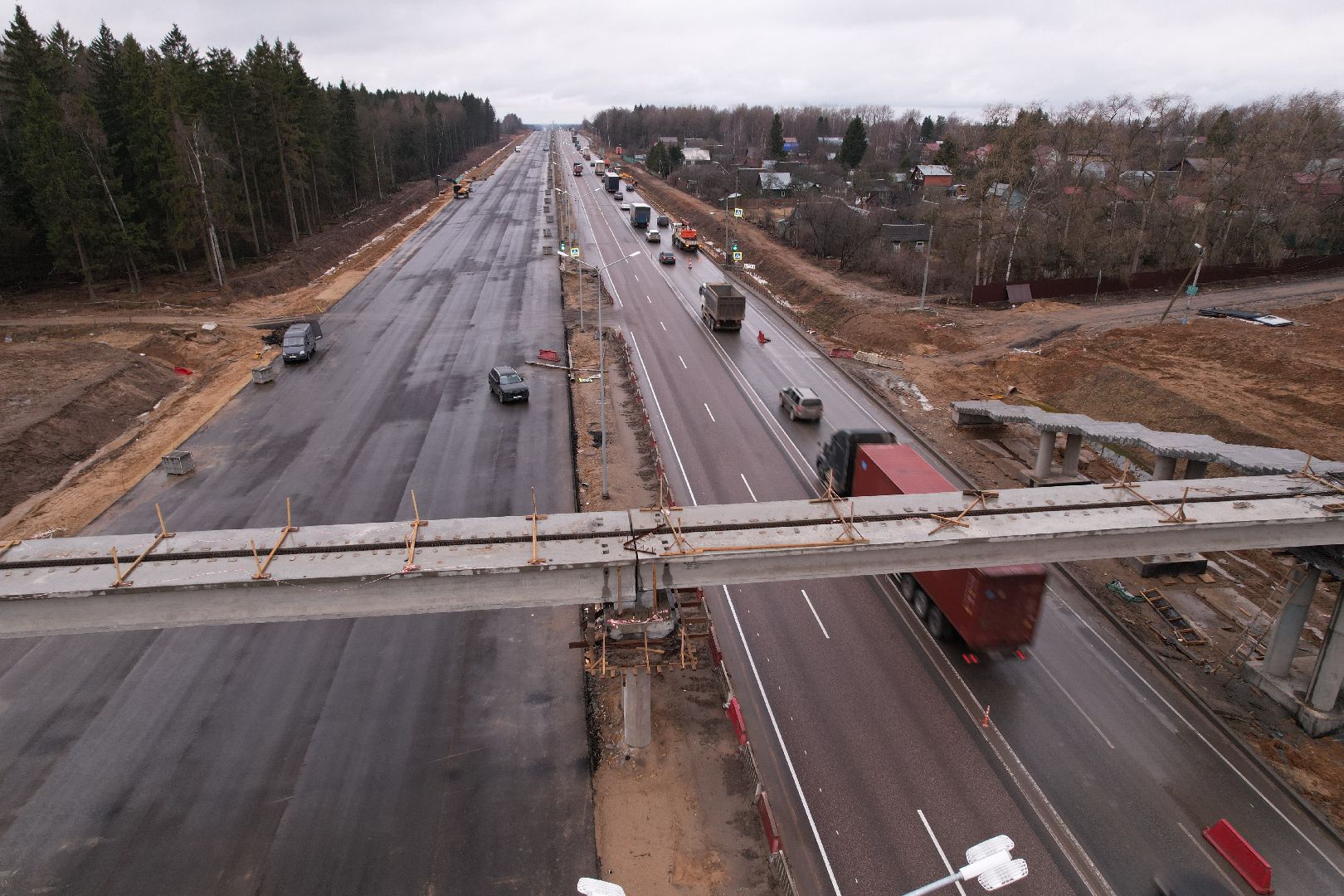 видео с коптера, расширение трассы м-1, строительные работы на м-1,