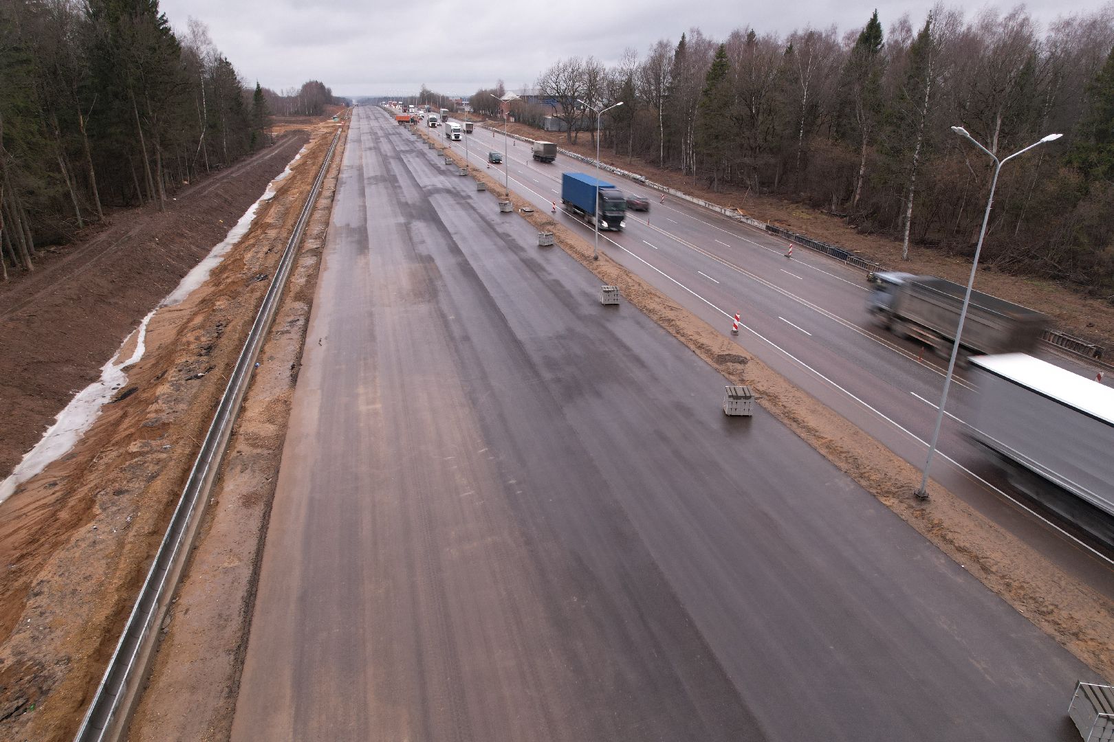 видео с коптера, расширение трассы м-1, строительные работы на м-1,