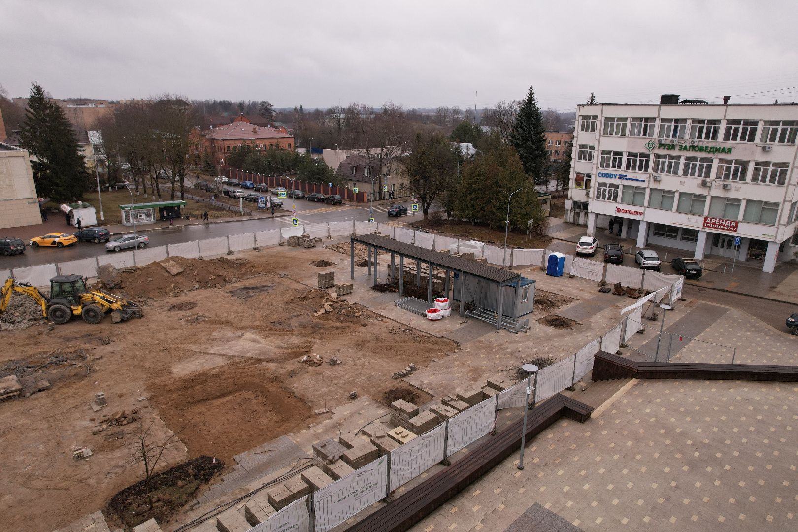 установка стелы в рузе, стела на центральной площади рузы,видео с коптера,