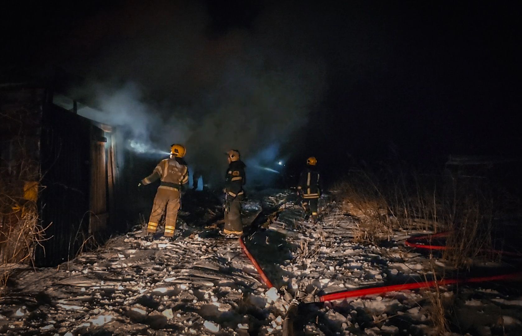 Пожар в Заворово, Ночной пожар в Раменском округе, Пожарные,