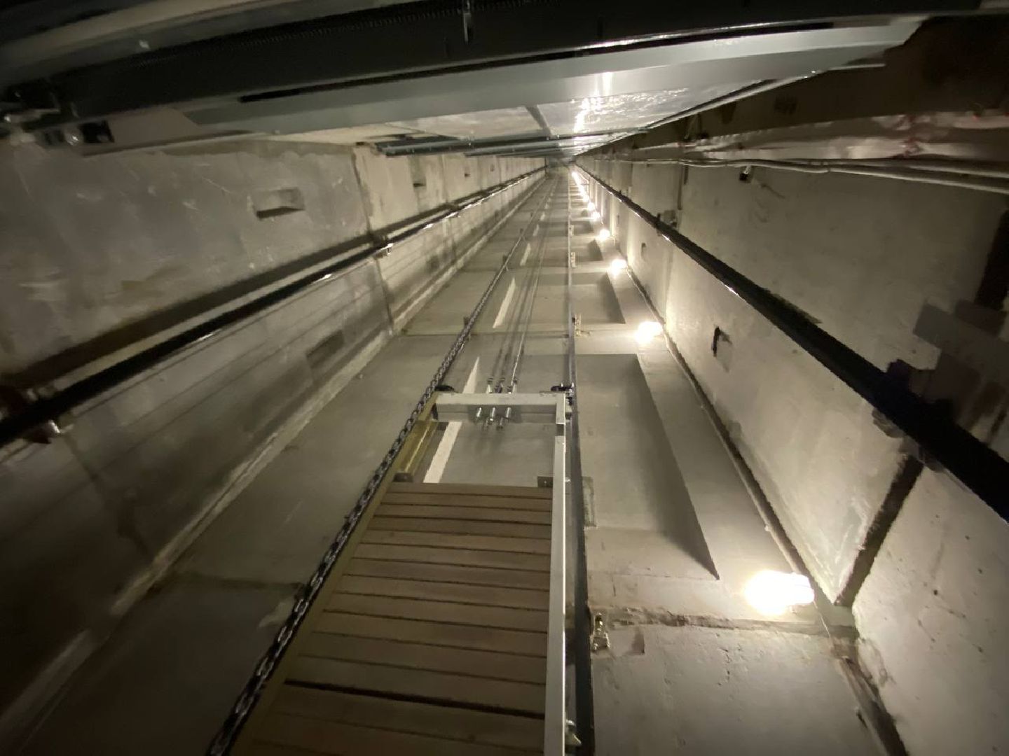 новый лифт, замена лифта, Новые лифты на Оптическом переулке, новые лифты в Красногорске,