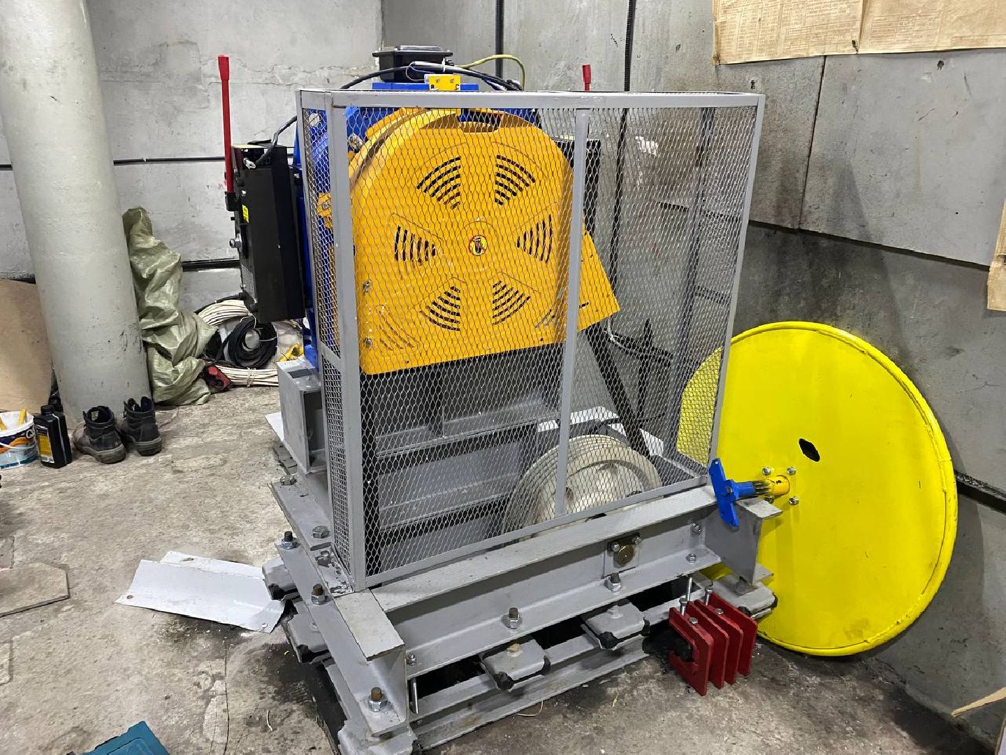 новый лифт, замена лифта, Новые лифты на Оптическом переулке, новые лифты в Красногорске,