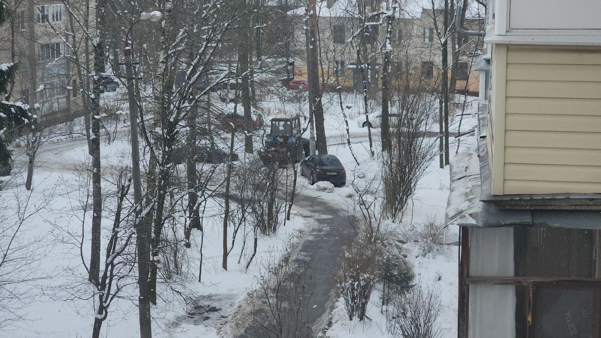 пушкино, снегопад, уборка снега и наледи, коммунальные службы, камаз, кдм, трактор, рабочие,
