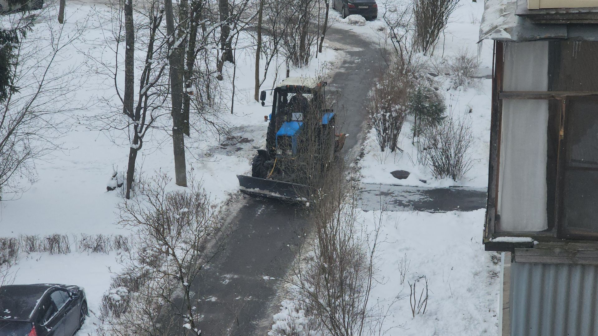 пушкино, снегопад, уборка снега и наледи, коммунальные службы, камаз, кдм, трактор, рабочие,