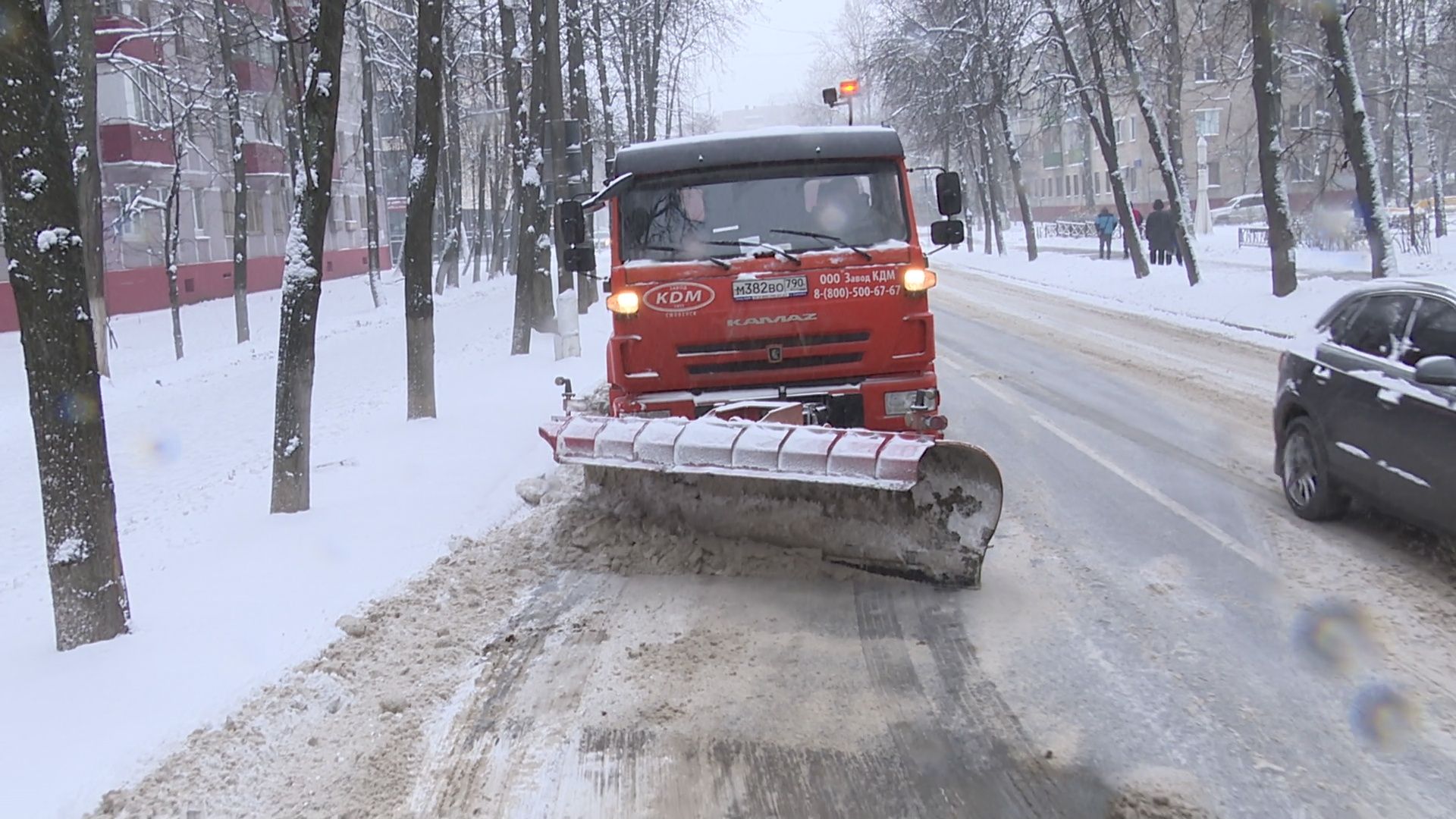 реутов, снегопад, уборка снега, посыпка песком,