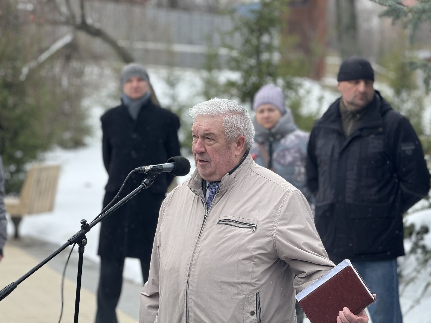 узники фашистских концлагерей, ленинский городской округ, митинг памяти, возложение цветов,