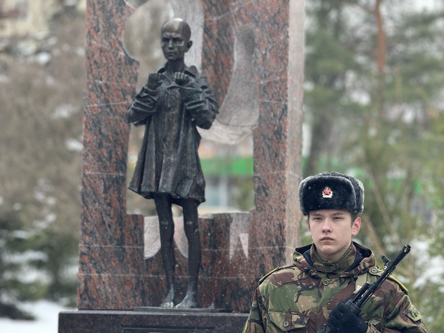 узники фашистских концлагерей, ленинский городской округ, митинг памяти, возложение цветов,