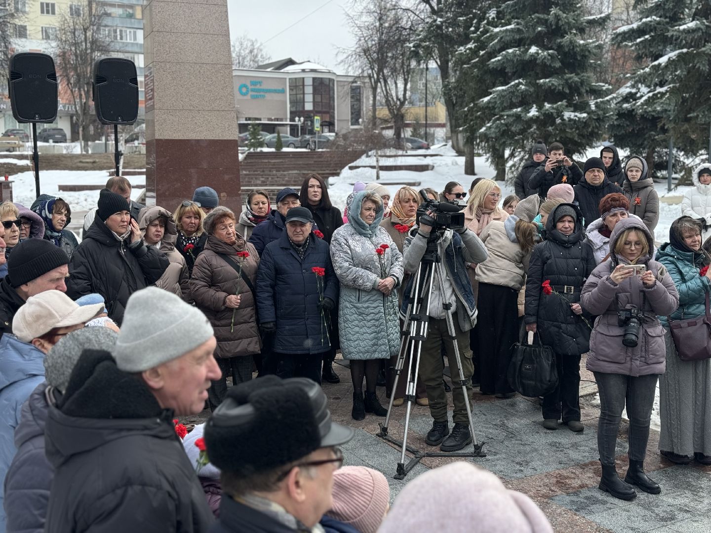 узники фашистских концлагерей, ленинский городской округ, митинг памяти, возложение цветов,