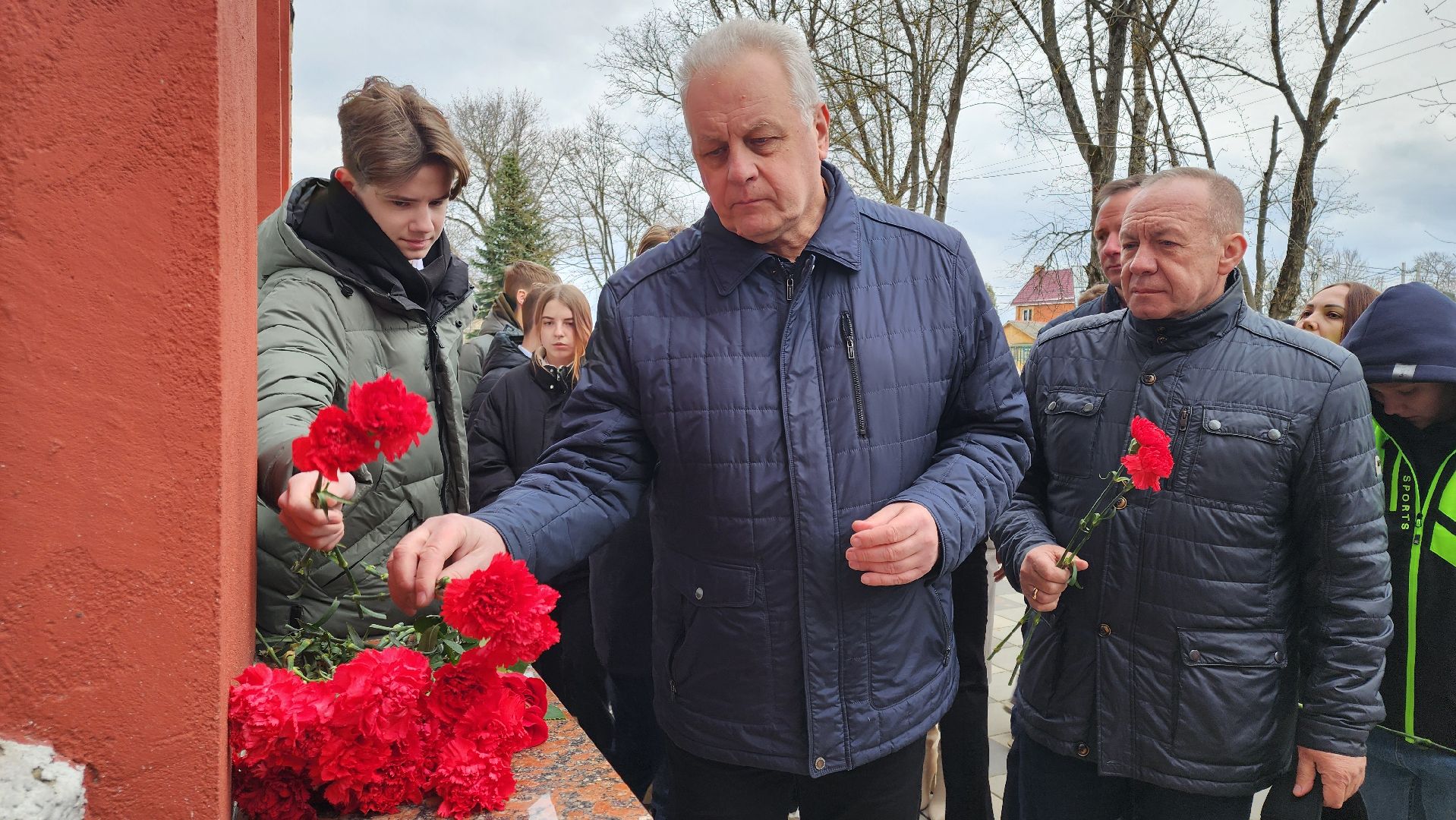 кашира, сво, герои сво, мемориальная доска, митинг, школа,