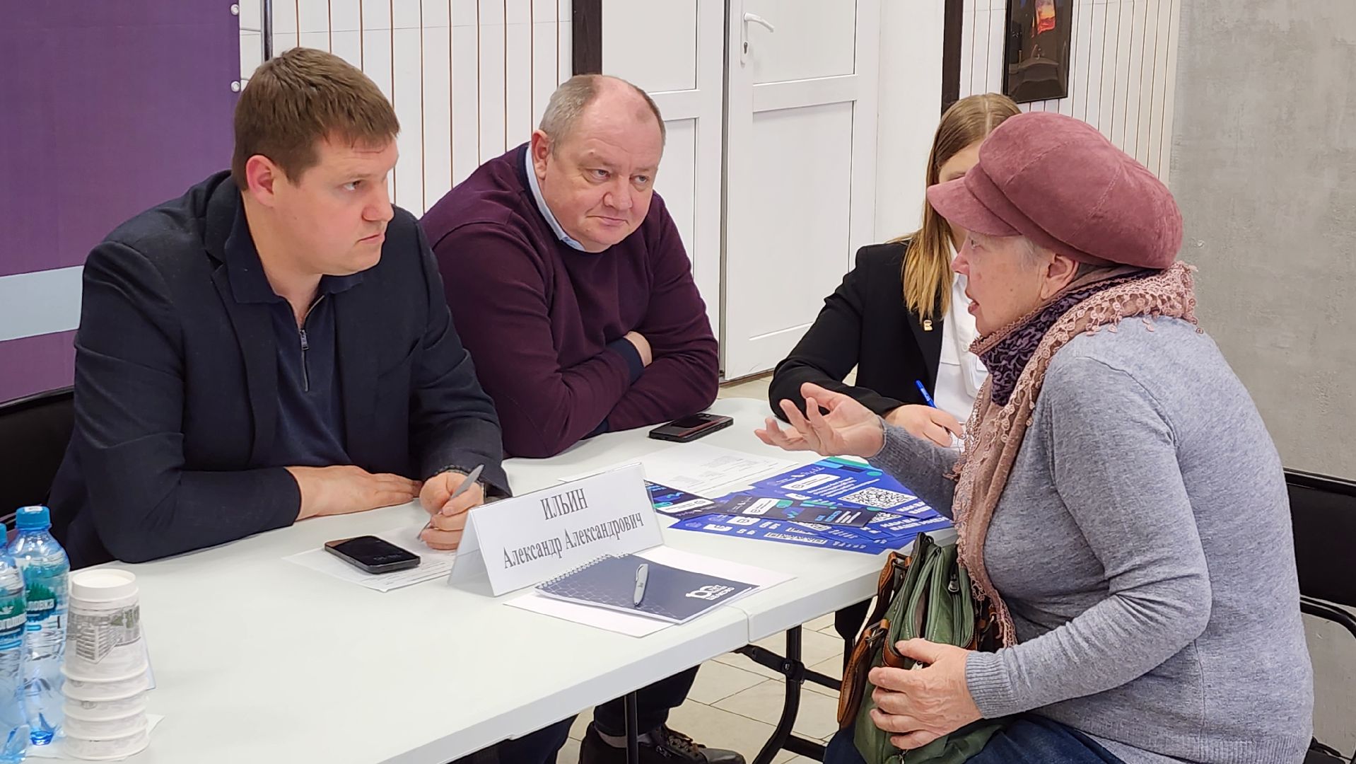 выездная администиация, Медвежьи озера, Образование, Школьный автобус,