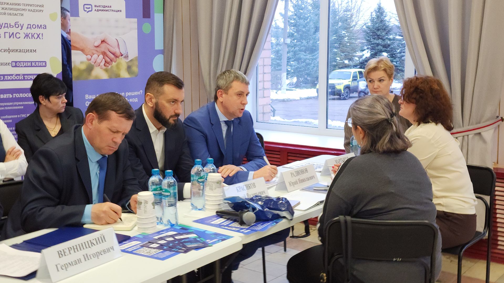 выездная администиация, Медвежьи озера, Образование, Школьный автобус,