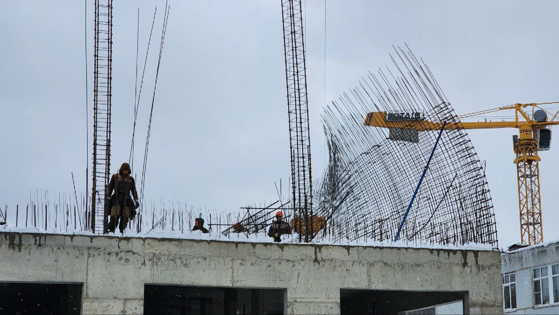 Дмитров, Пристройка к Внуковской школе, Минобразования,