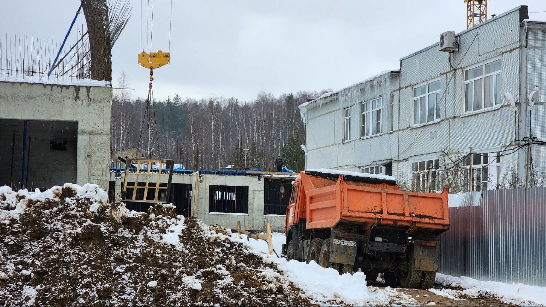 Дмитров, Пристройка к Внуковской школе, Минобразования,