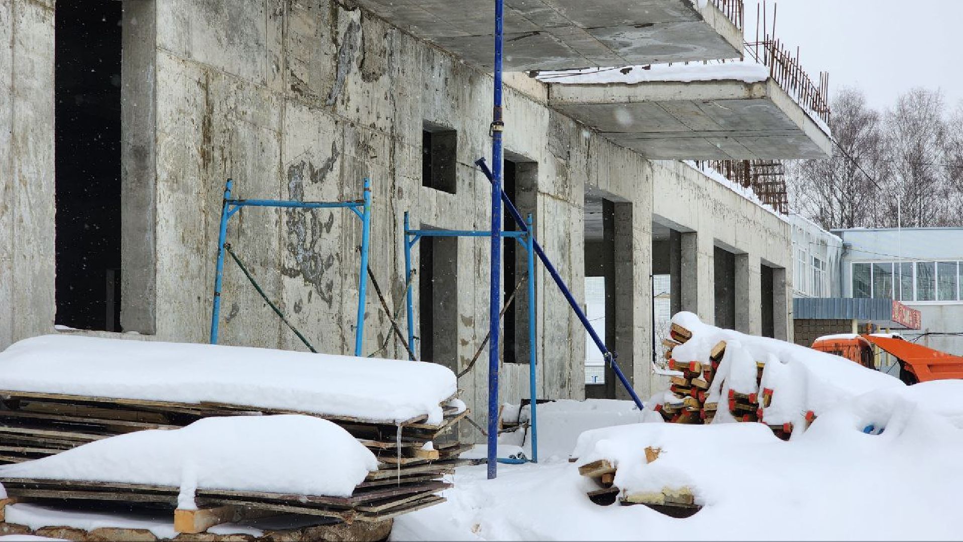 Дмитров, Пристройка к Внуковской школе, Минобразования,
