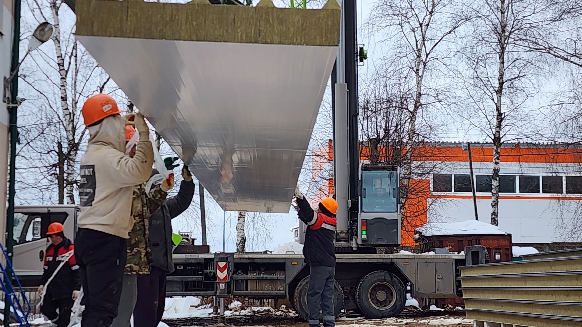 истра, строительство школы, стройка,