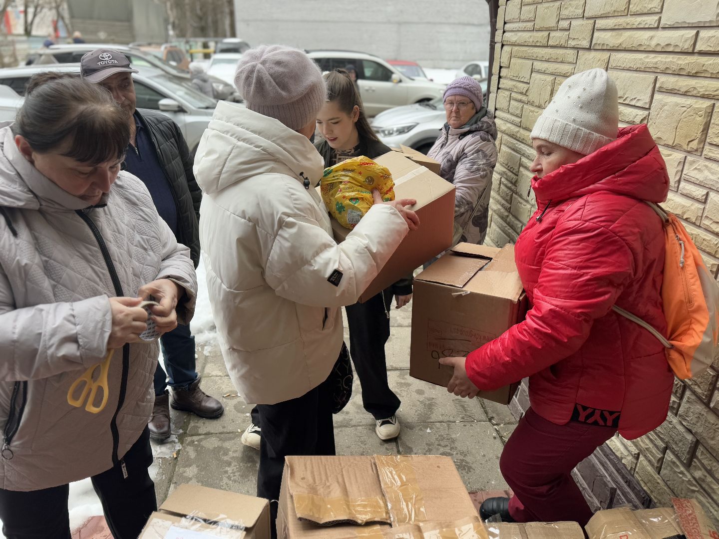 гумпомощь, сво, своих не бросаем, балашиха, фонд защита,