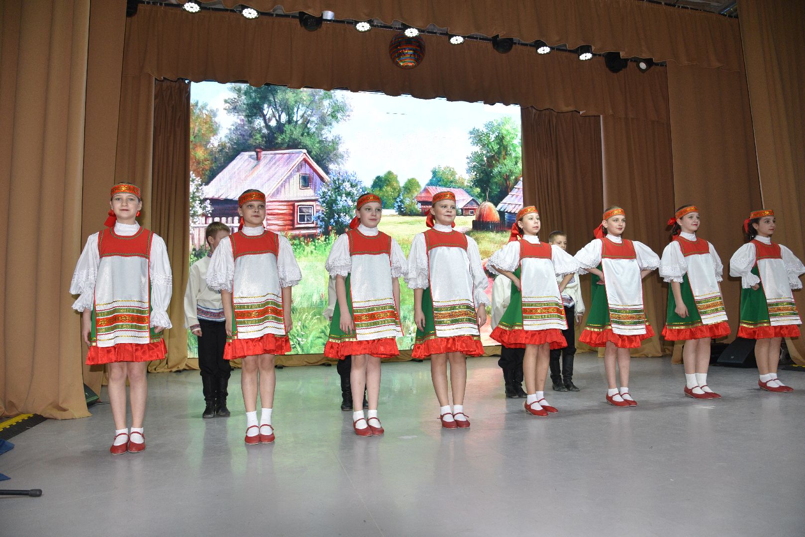 лотошино, глава муниципалитета, день труда подмосковья,