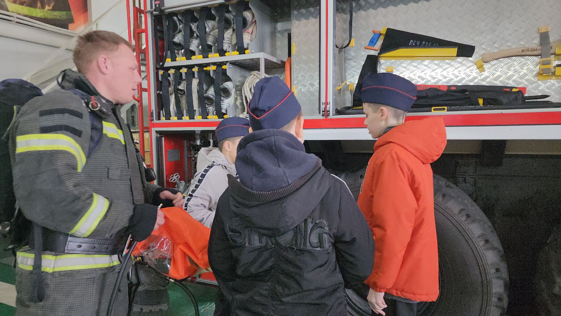 дети, кадеты подмосковья, росгвардия, пожарно-спасательная часть, керва, шатура,