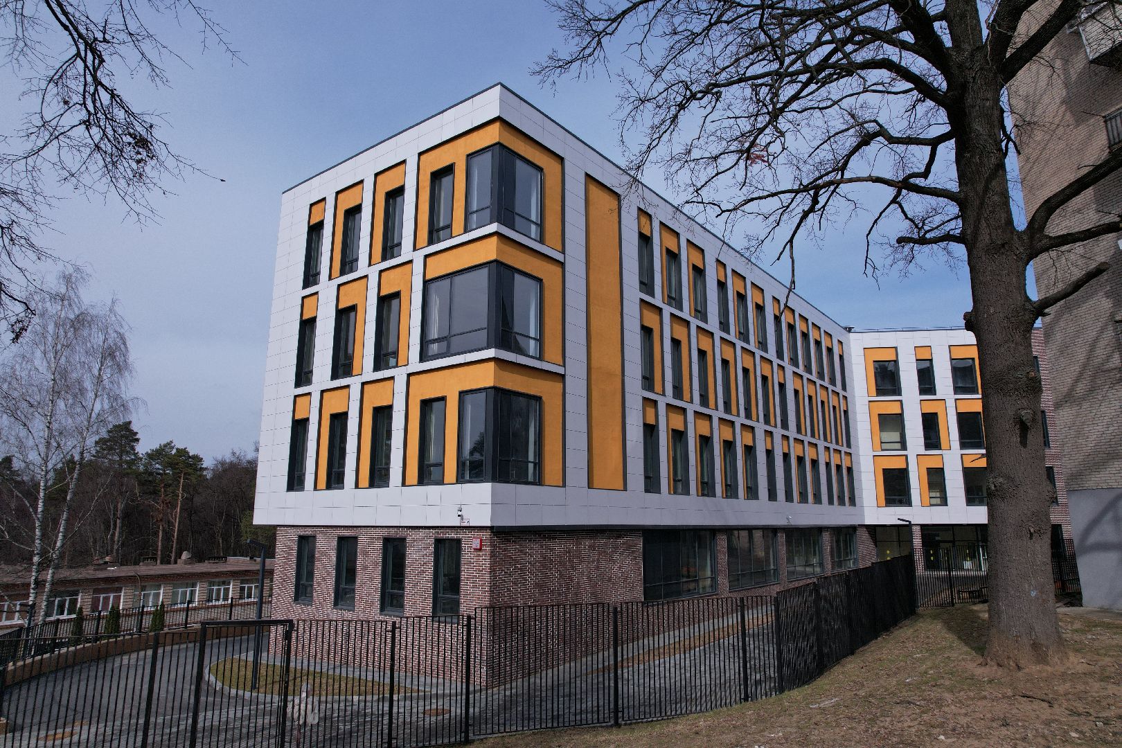 гимназия 4 в лыткарине,видео с коптера,