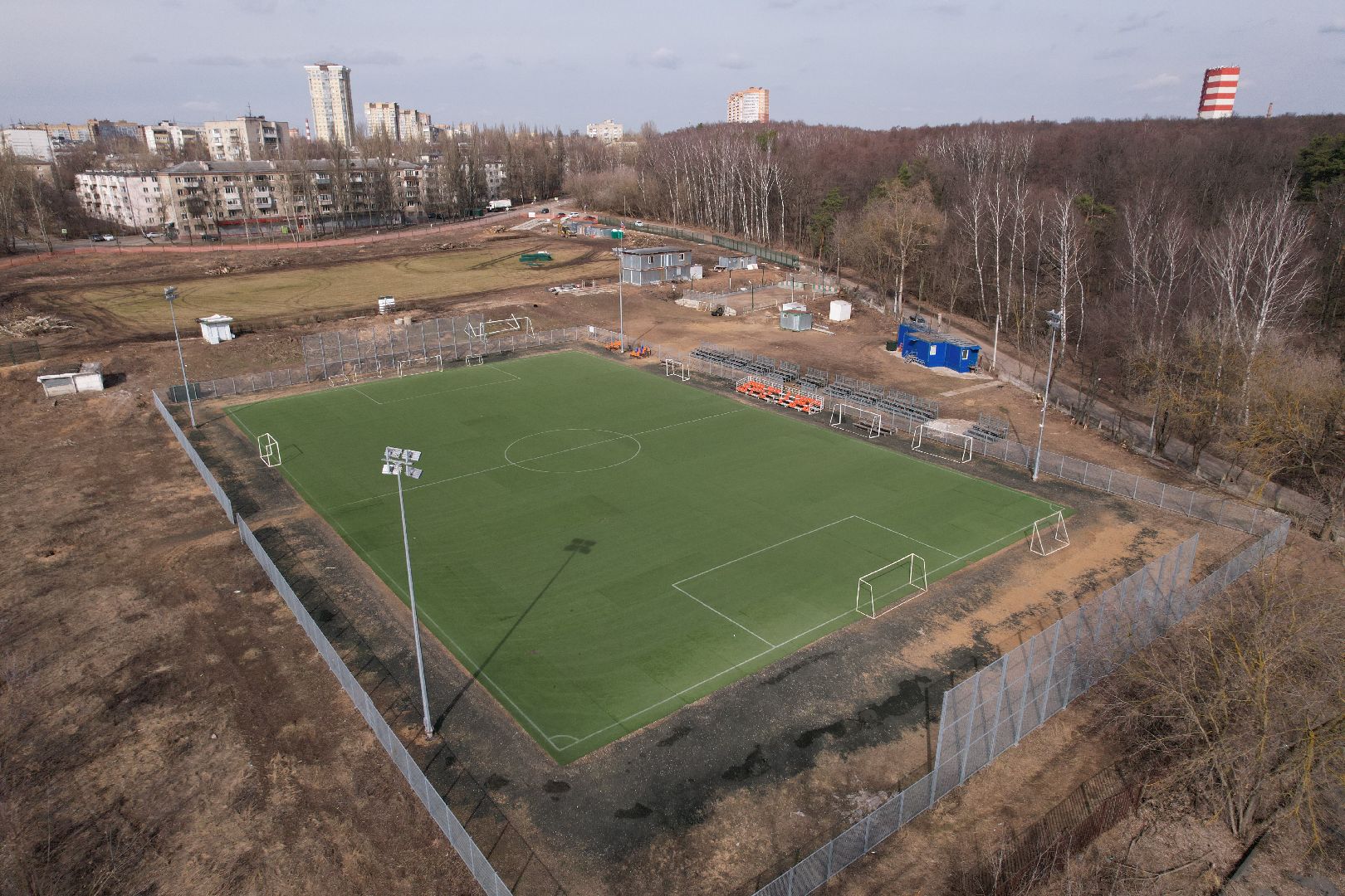 стадион полет, ремонт стадиона в лыткарине,видео с коптера,