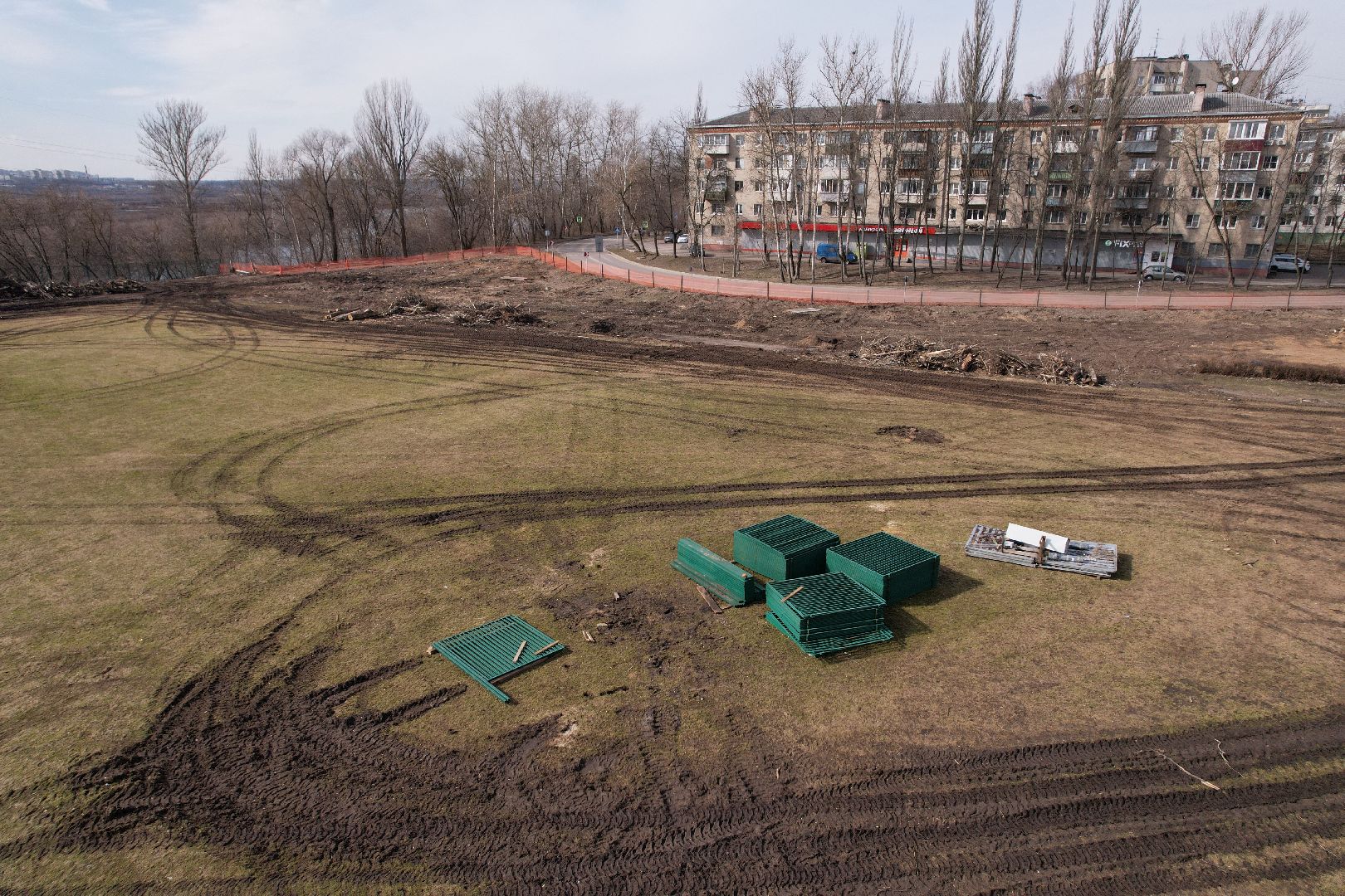 стадион полет, ремонт стадиона в лыткарине,видео с коптера,