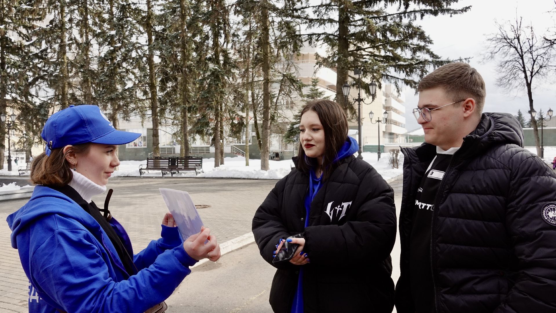 юрий гагарин , сергиев посад , сергиево-посадский городской округ , день космонавтики , улыбка гагарина  , волонтры победы ,