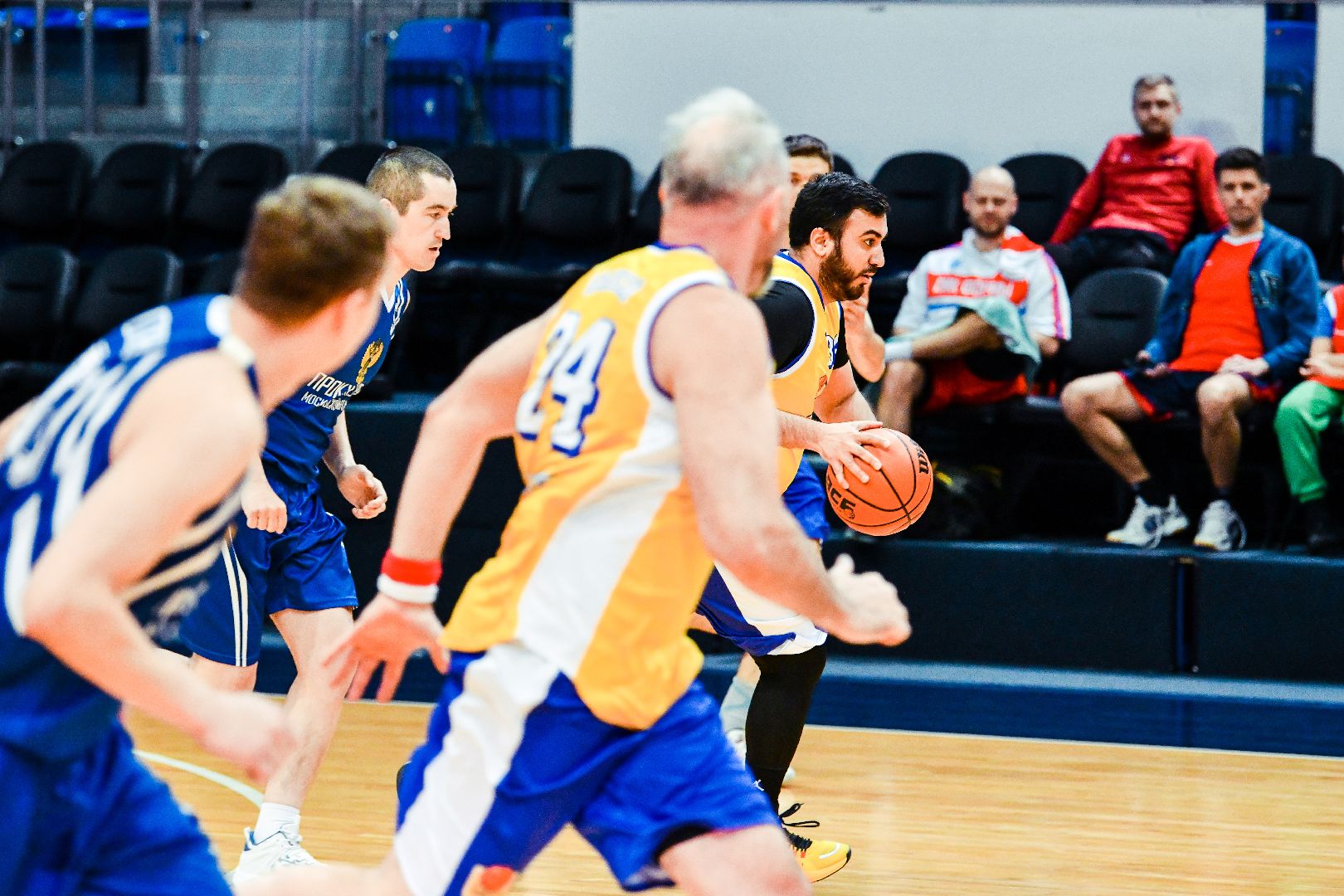 Спорт, Баскетбол, Прокурор, Адвокат, Судья,