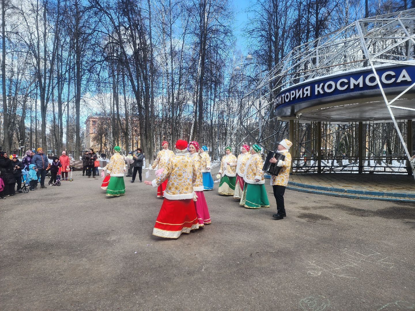 королёв, день космонавтики,  центральный городской парк, космическая столица россии,