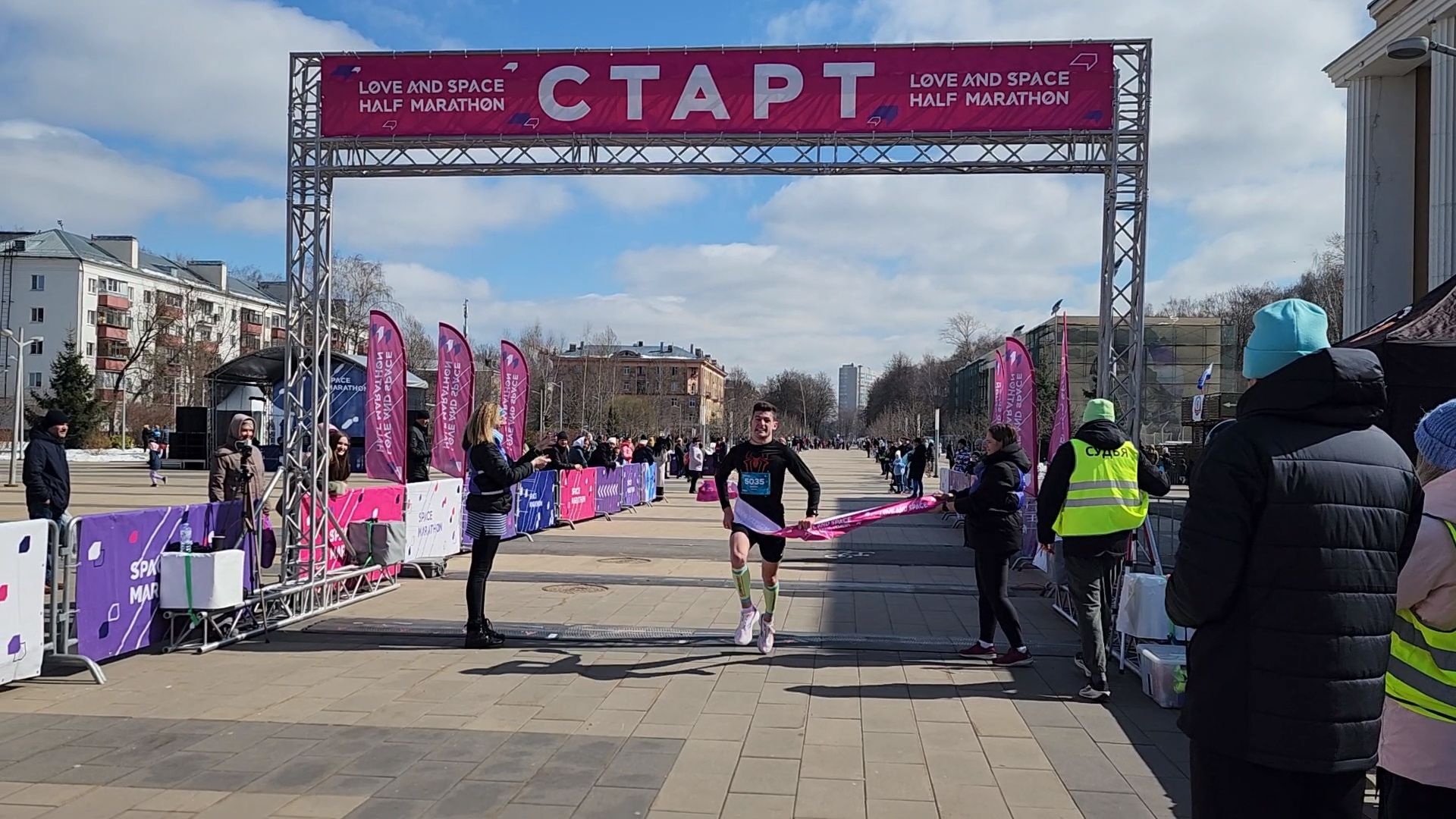 королёв, полумарафон любовь и космос, чемпион мира по керлингу, спорт на колясках,