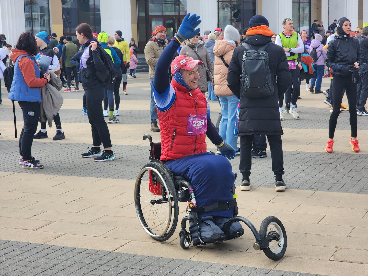 королёв, полумарафон любовь и космос, чемпион мира по керлингу, спорт на колясках,