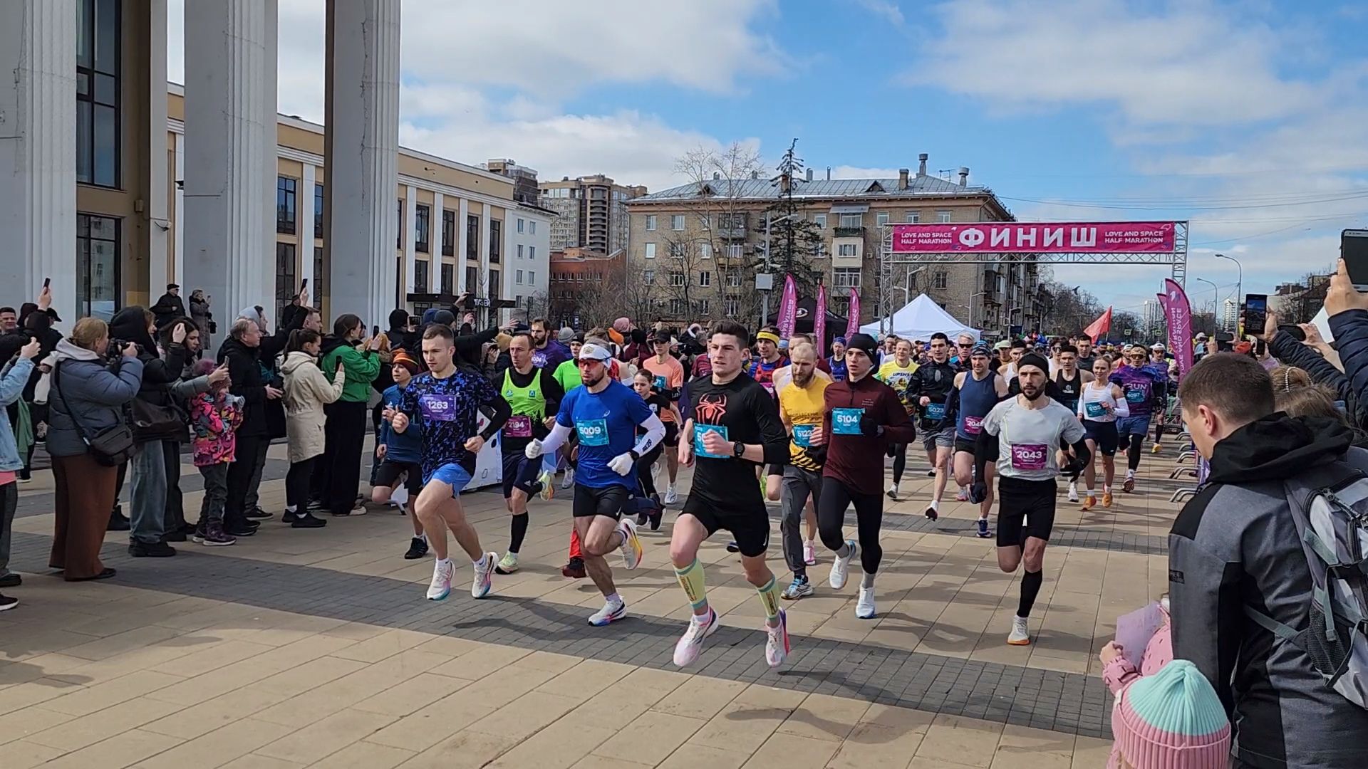королёв, полумарафон любовь и космос, чемпион мира по керлингу, спорт на колясках,