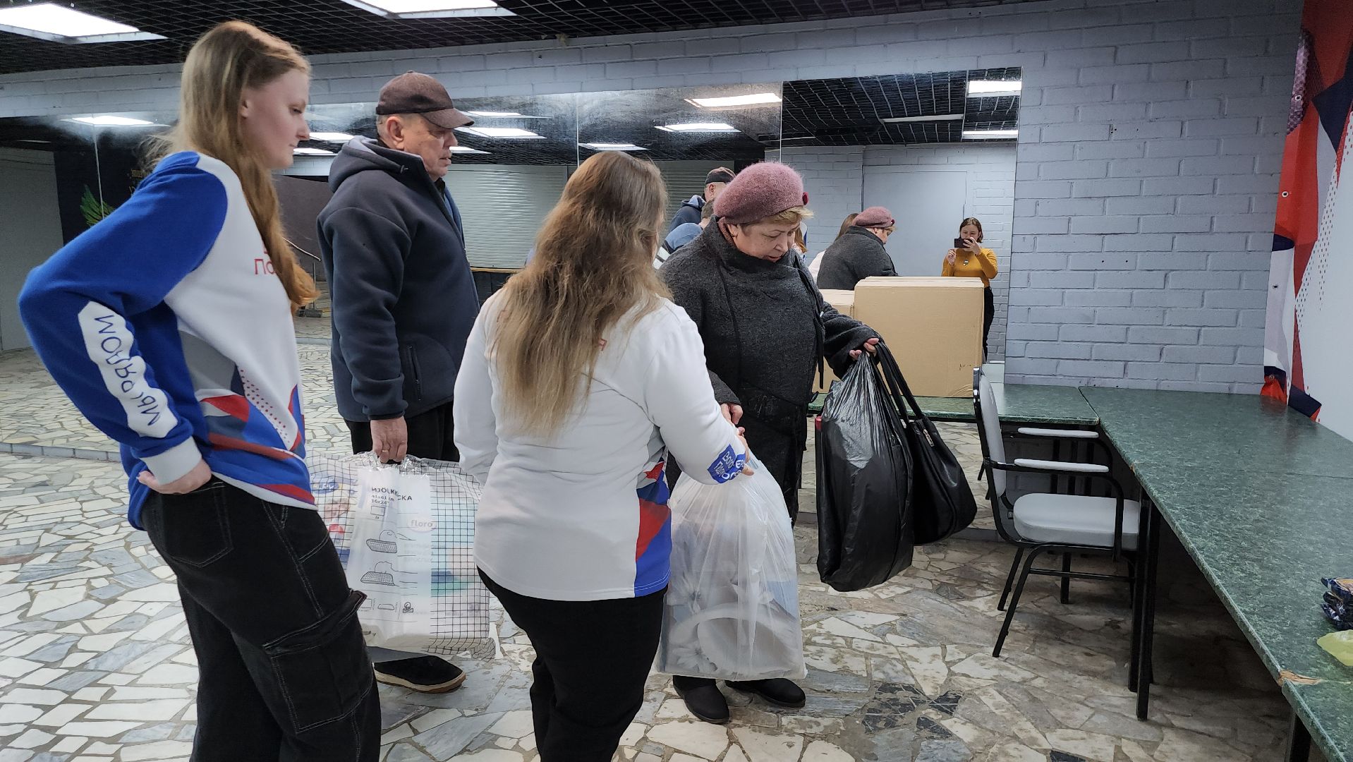 Гуманитарная помощь, Истра,  Сво,