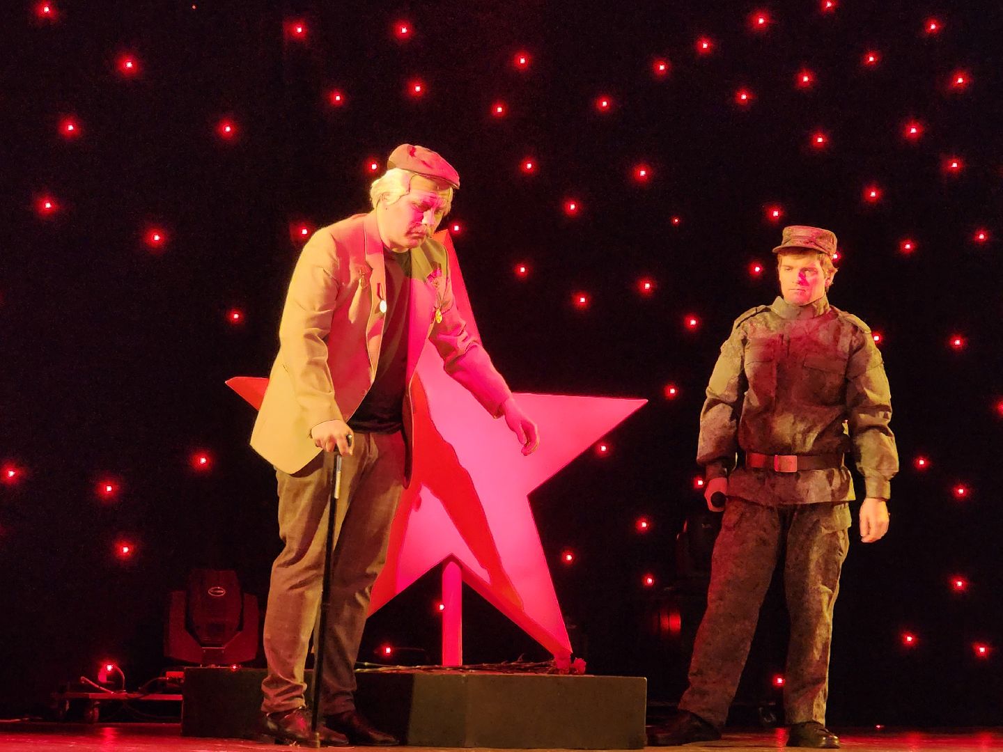 сергиев посад, дк октябрь, фестиваль, ветеранские коллективы, и нисколько мы с тобой не постарели,