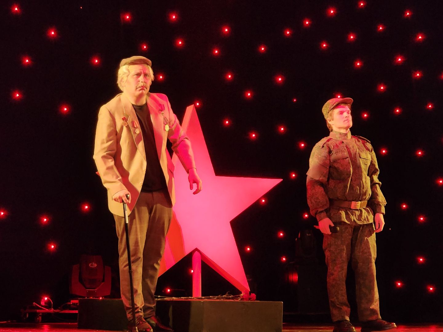 сергиев посад, дк октябрь, фестиваль, ветеранские коллективы, и нисколько мы с тобой не постарели,