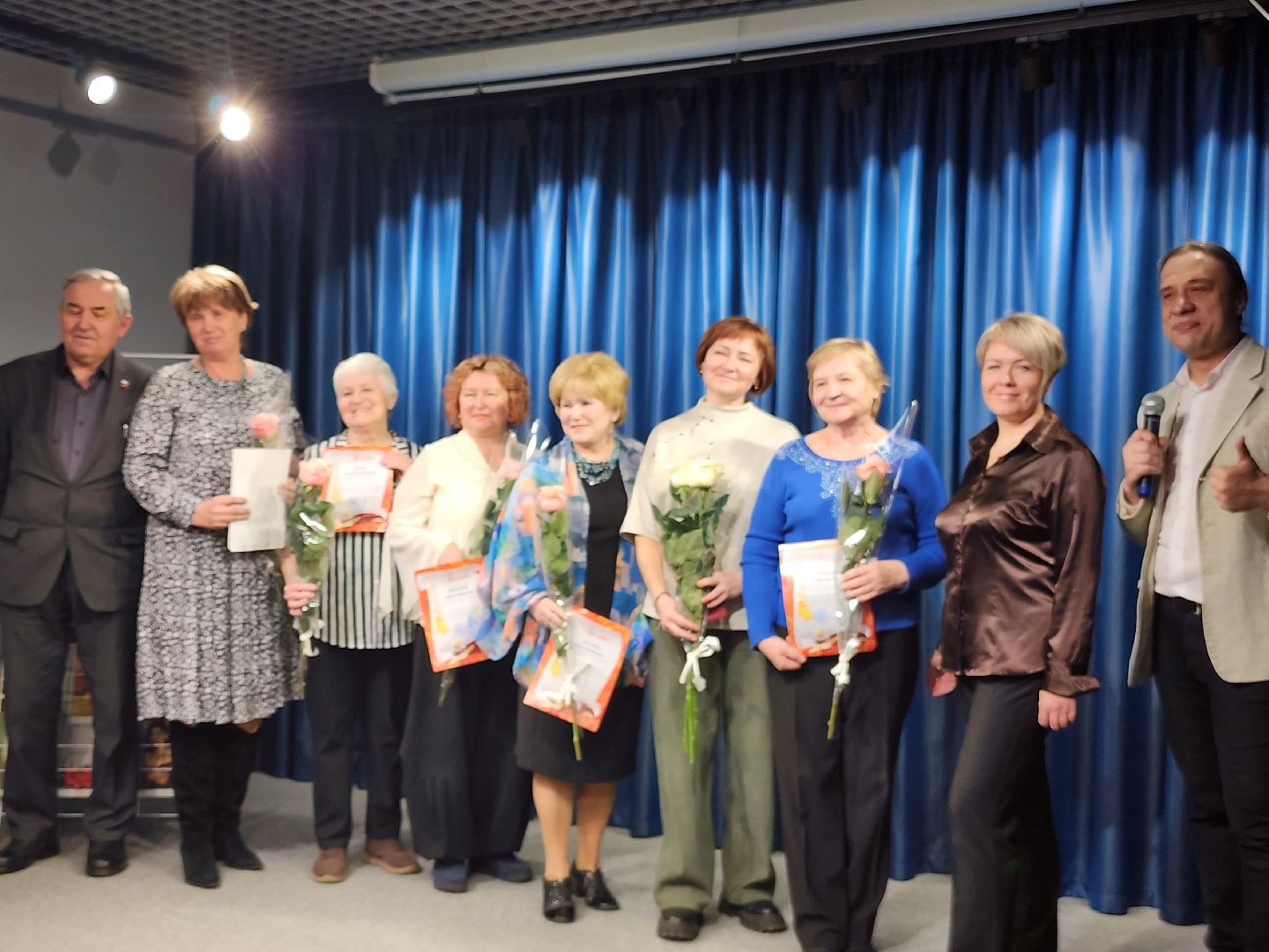 долгопрудный, дмитров, центральная модельная библиотека, активное долголетие, творчество без возраста, художественная выставка, пейзаж, библиотеки,