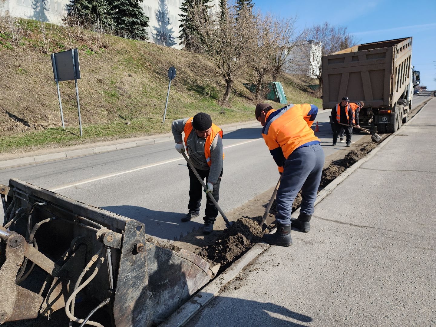 серпухов, подмосковье, уборка улиц,