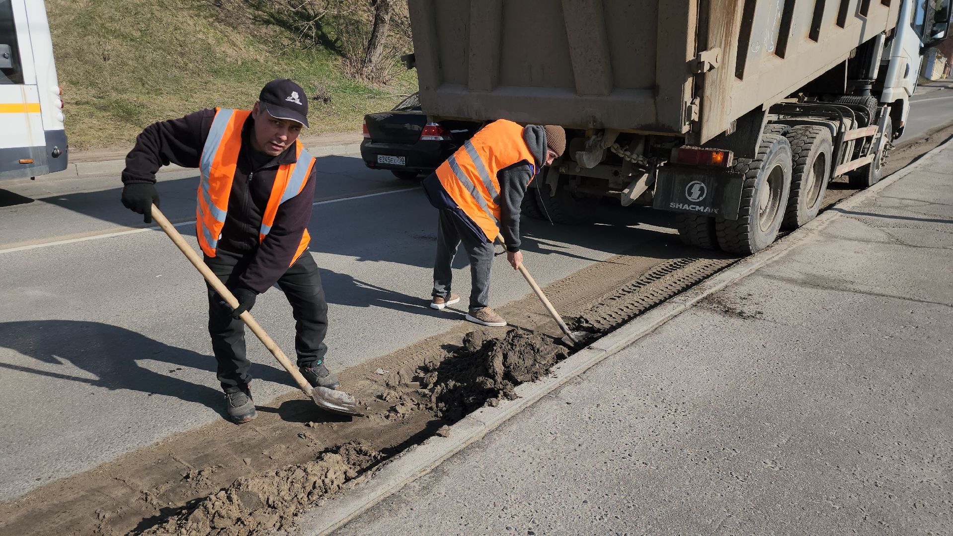 серпухов, подмосковье, уборка улиц,