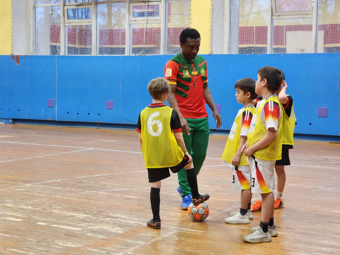 фрязино, детский футбол, спортивная секция, дети, тренер по футболу,