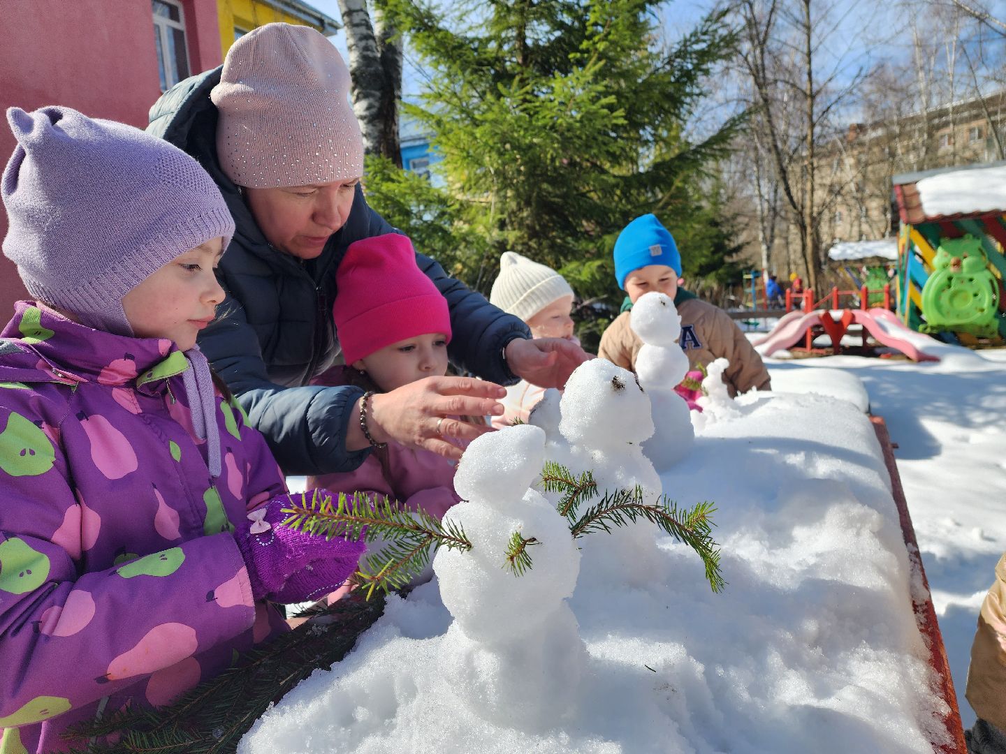 красноармейск, городской округ пушкинский, апрельский снег, снеговички, дошкольное образование,