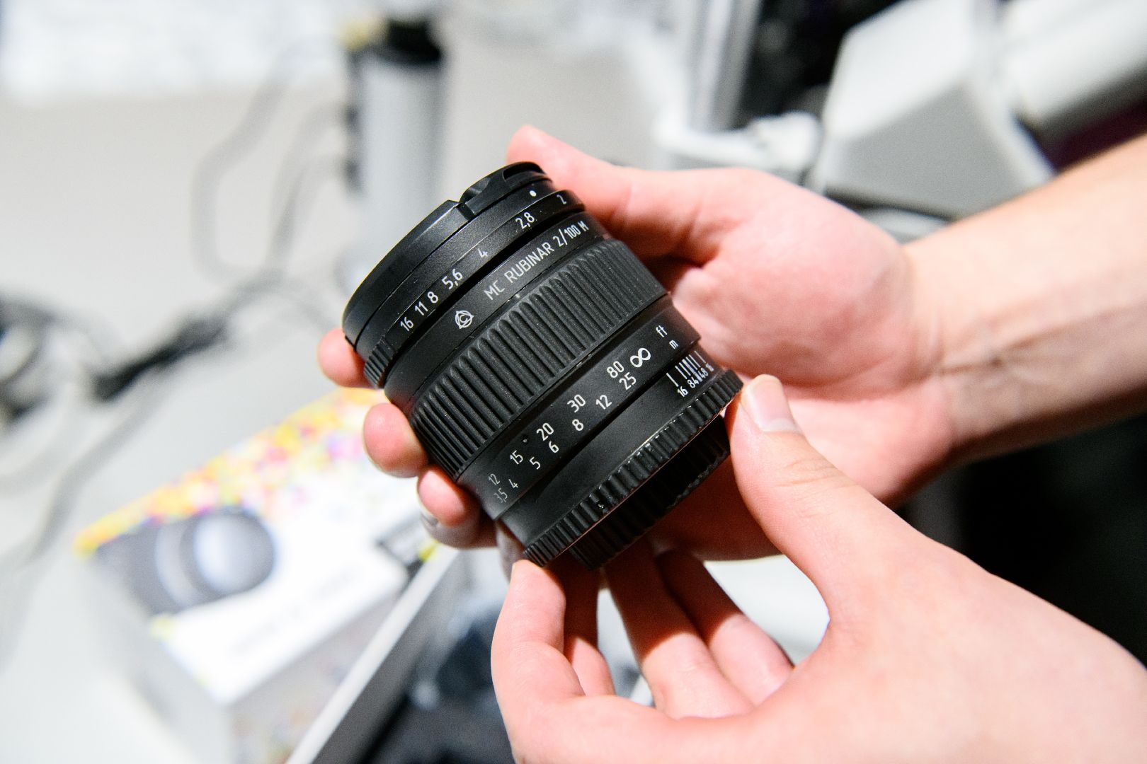 лыткарино, экономика, лзос, линзовые объективы ,